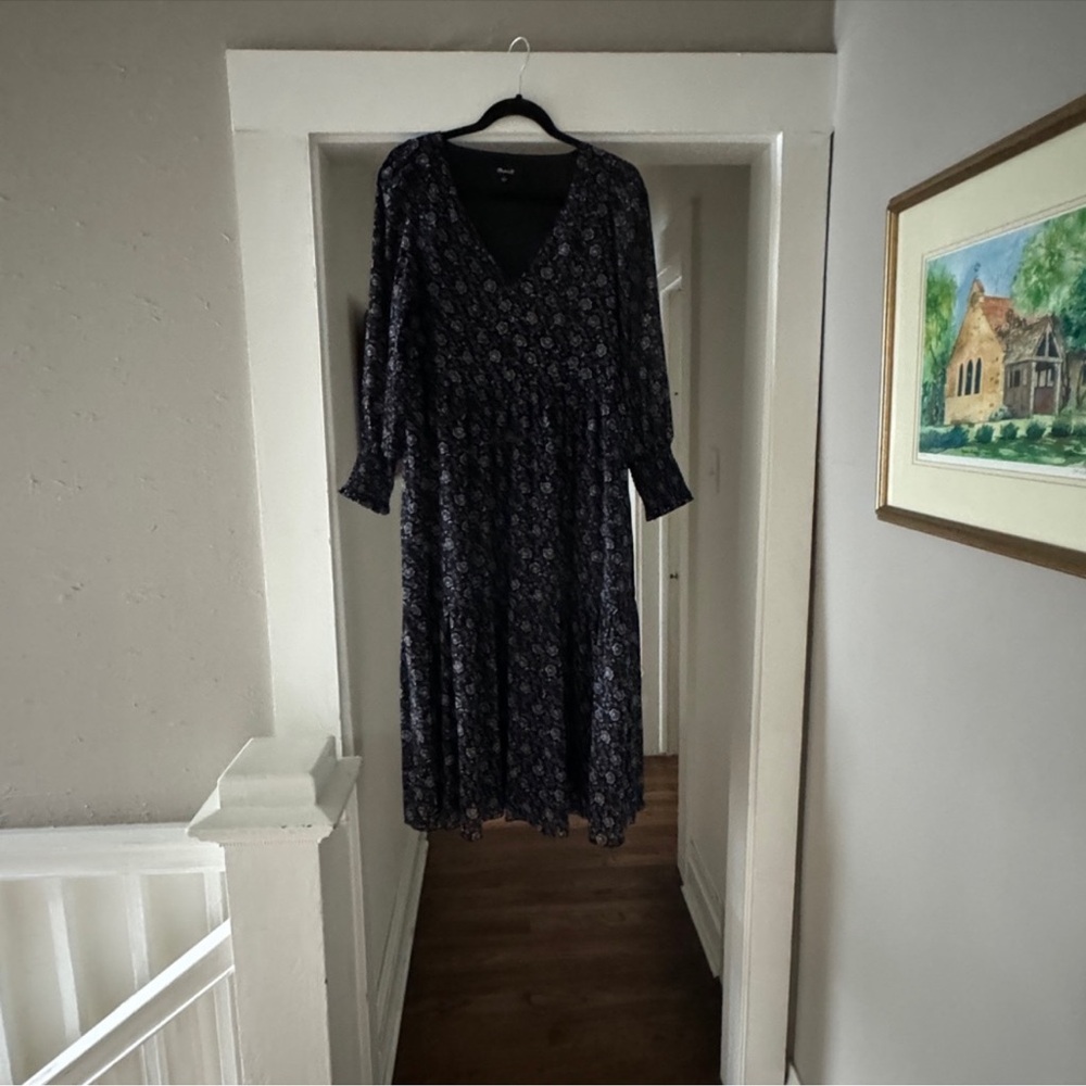 Madewell’s Georgette V-Neck Tiered Midi Dress-Enchanted Floral - Picture 6 of 8